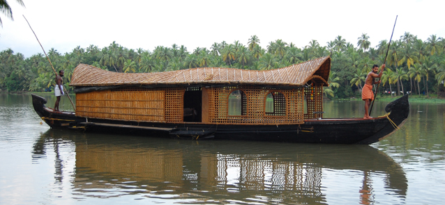 trichur boating,houseboat tourism,kerala tourism,,guruvayur temple,guruvayur4u