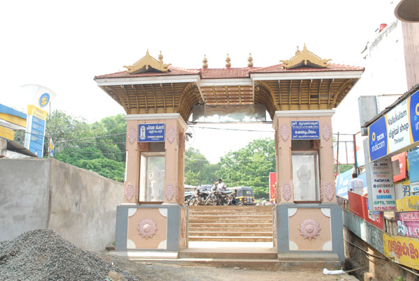 guruvayur,guruvayur temple, neeranjali nava graha temple