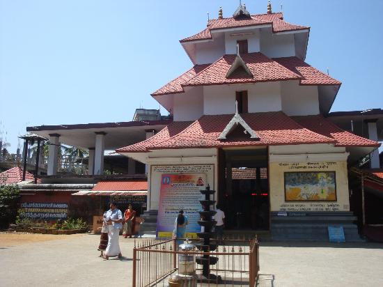 guruvayur,guruvayur temple,guruvayur4u,, parthasarathy temple guruvayur